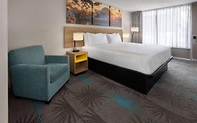 Days Inn by Wyndham Frederick